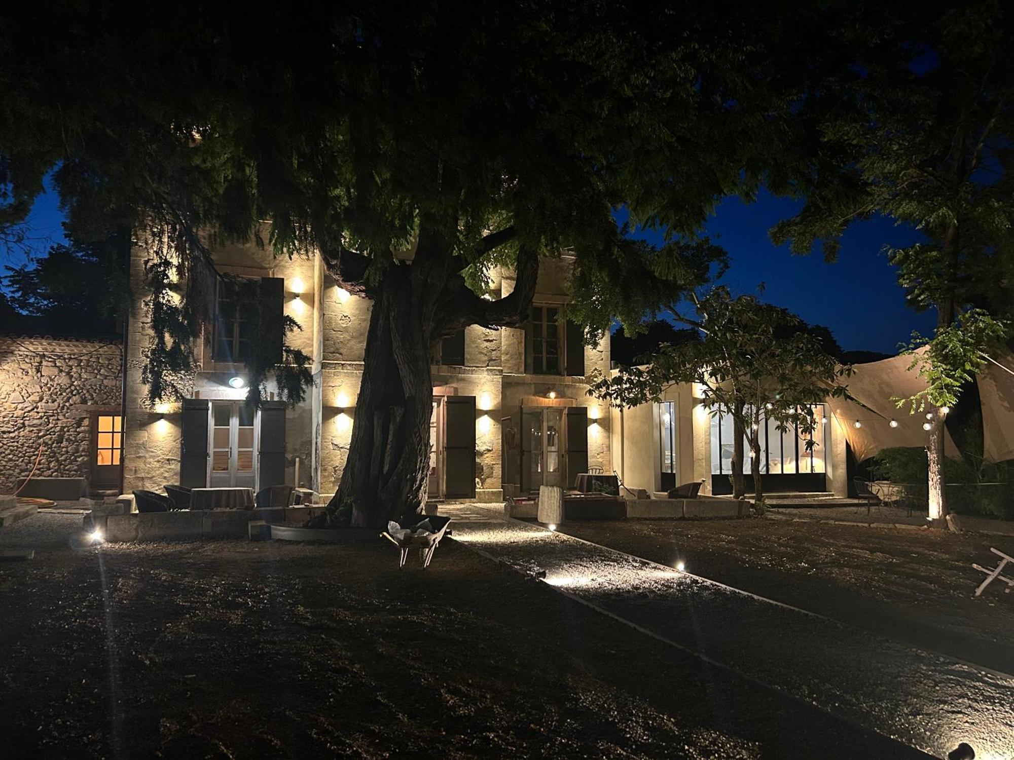 Maison D'Hotes La Datcha Manosque Luaran gambar
